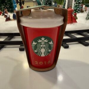 STARBUCKS 2016 Red Cup Ceramic Holiday Ornament. Green Mermaid logo. New.